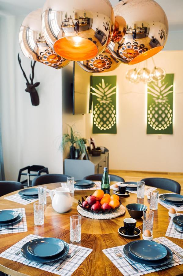 Elvis Apartment/11 Beds/6 Bedrooms/riga Old Town Riika