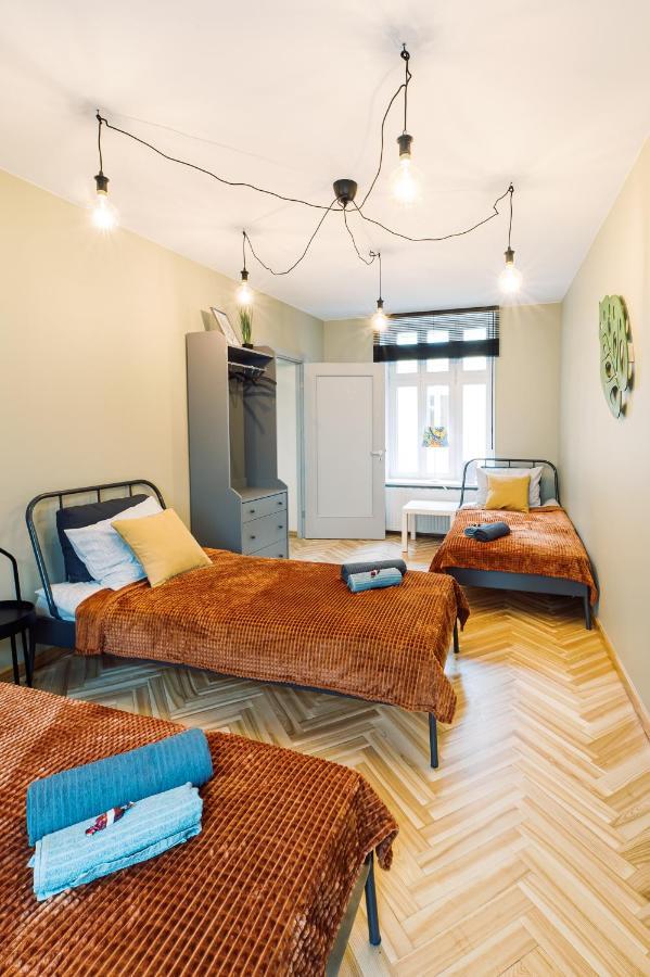 Huoneisto Elvis Apartment/11 Beds/6 Bedrooms/riga Old Town *