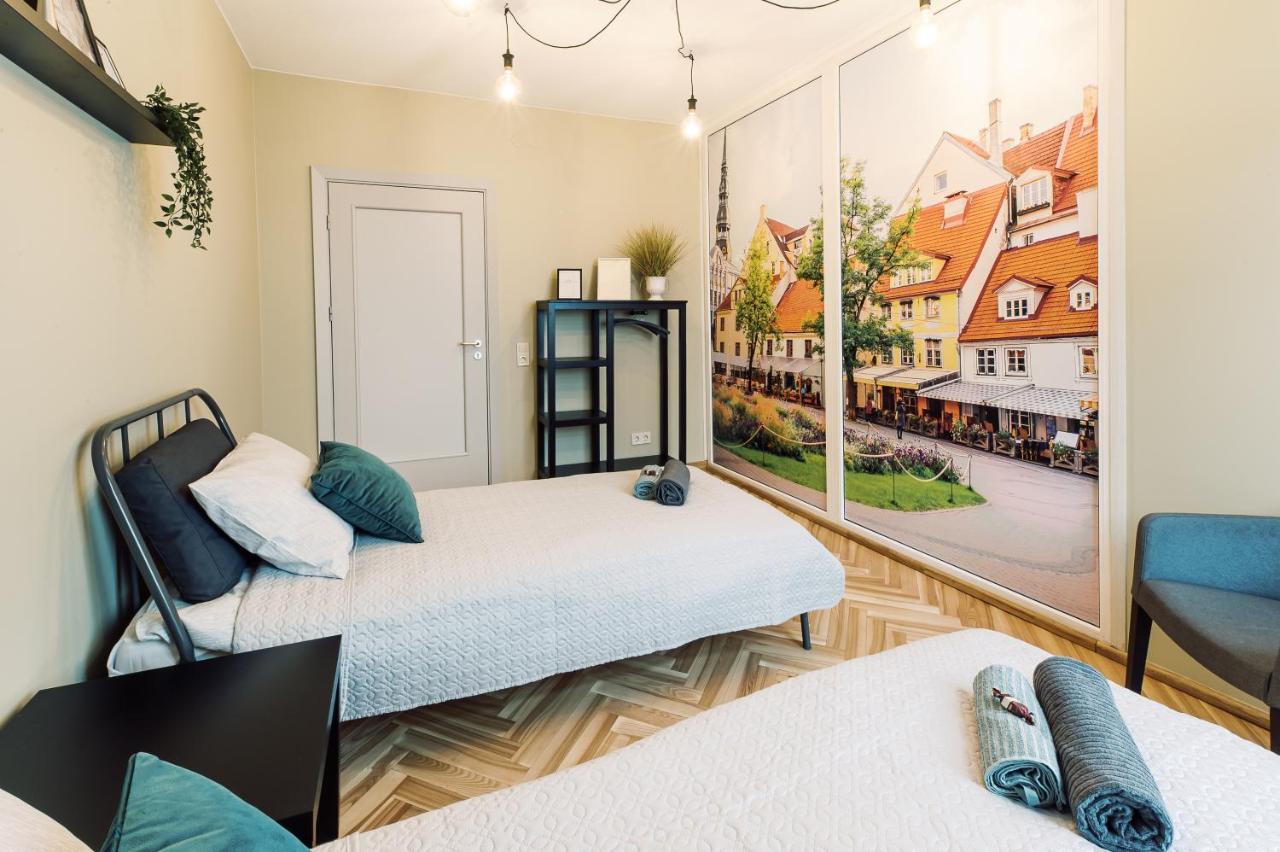 Huoneisto Elvis Apartment/11 Beds/6 Bedrooms/riga Old Town *