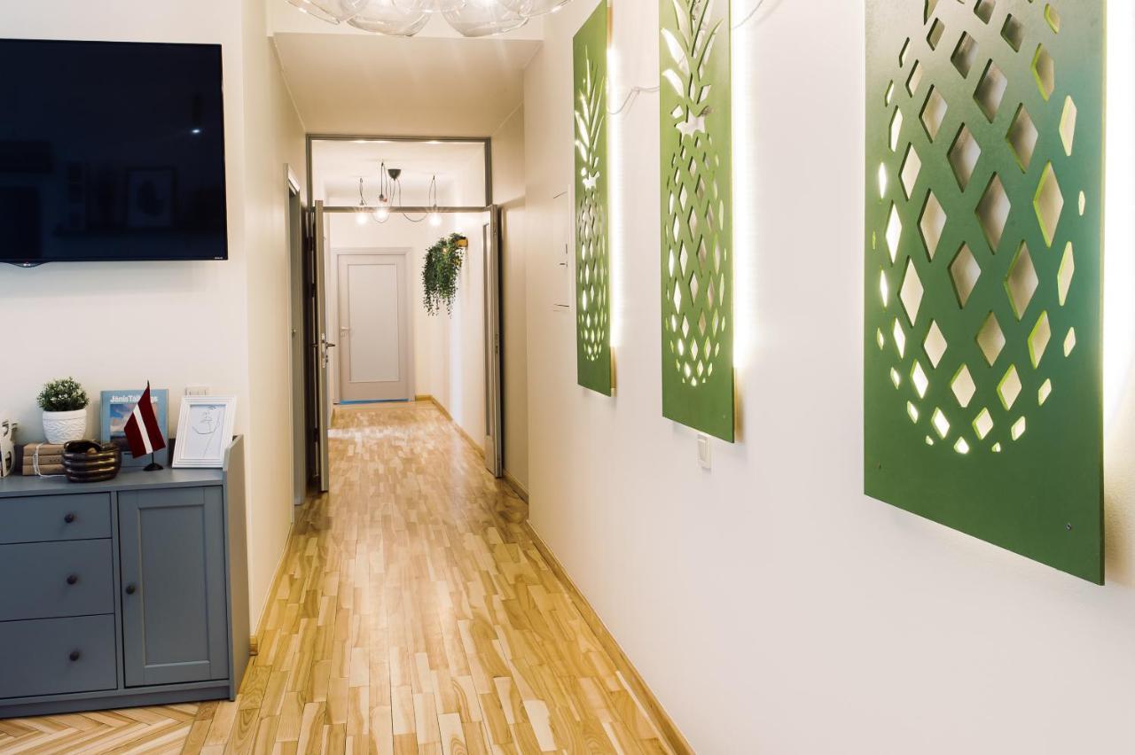 Huoneisto Elvis Apartment/11 Beds/6 Bedrooms/riga Old Town Riika