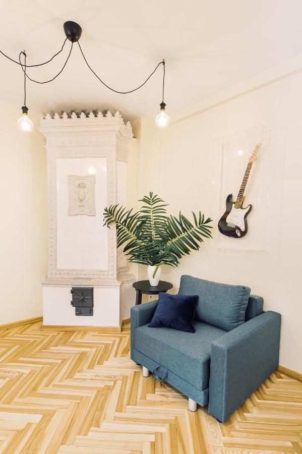 Elvis Apartment/11 Beds/6 Bedrooms/riga Old Town Huoneisto Riika