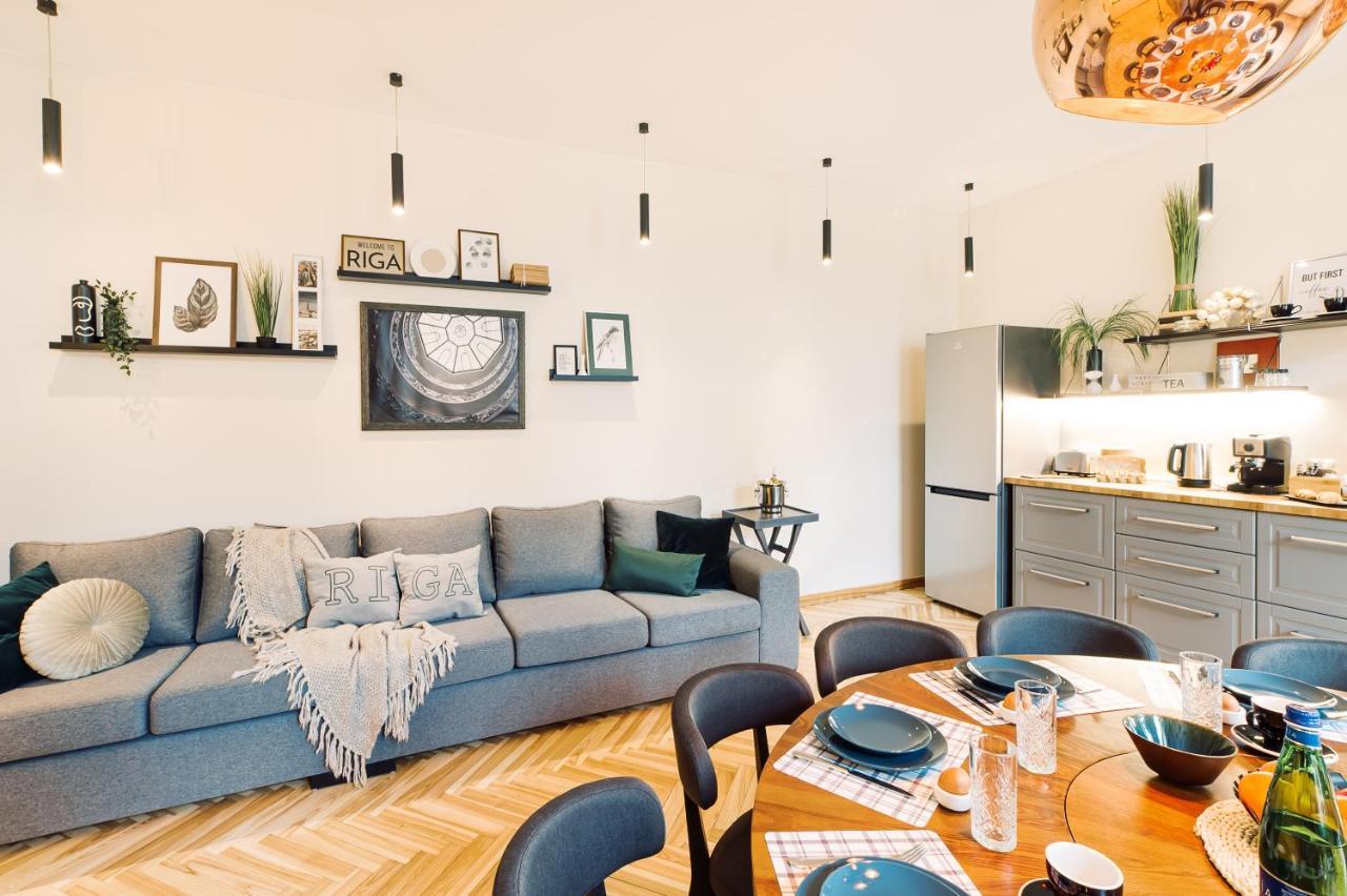 Elvis Apartment/11 Beds/6 Bedrooms/riga Old Town * Riika