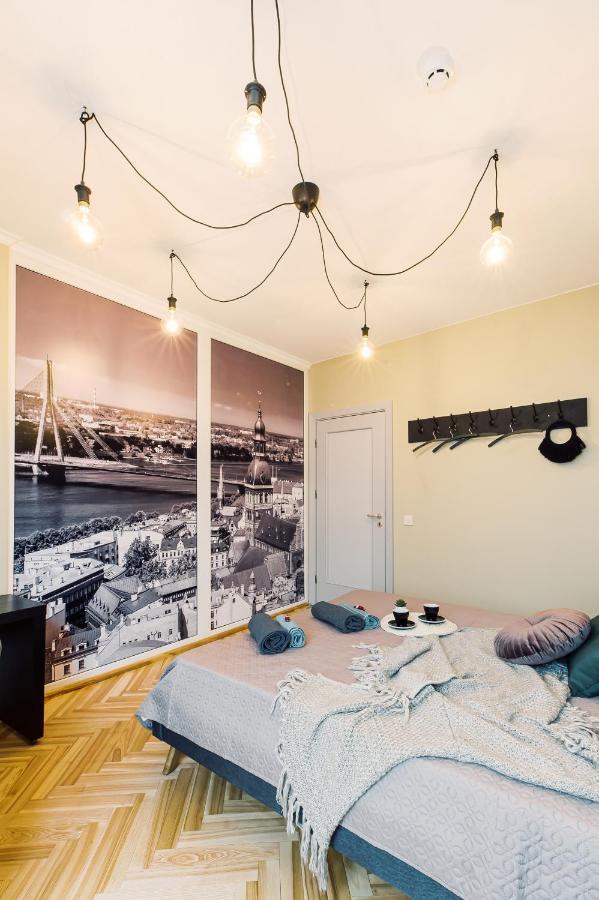 Elvis Apartment/11 Beds/6 Bedrooms/riga Old Town Huoneisto *